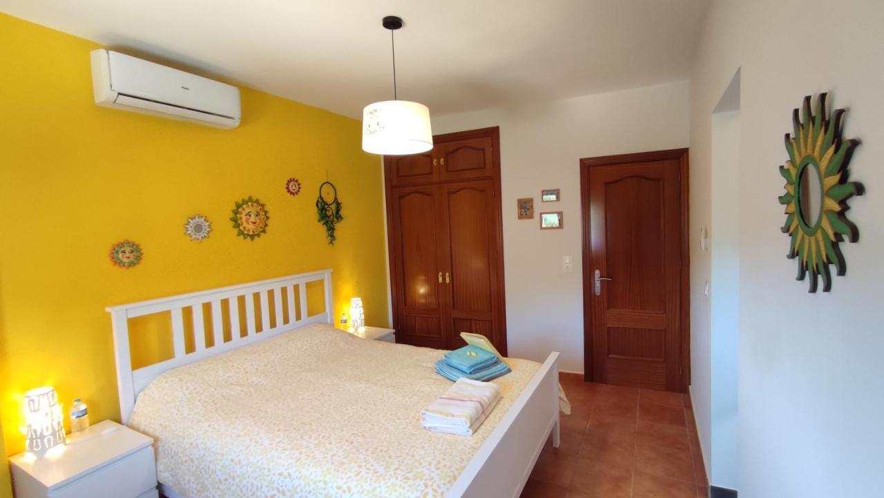 B&B Casa El Corasueno Almogia Exterior photo